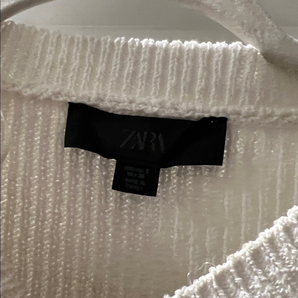 Zara Knit Top - Picture 2 of 4